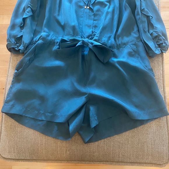 Juicy Couture Shorts Romper - Picture 4 of 5